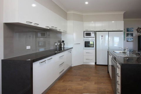 Waterfront On Osprey - Accommodation Nelson Bay 1