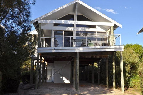 Sheoak Holiday Home - Accommodation Nelson Bay 1