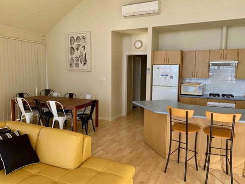 Sheoak Holiday Home - Accommodation Nelson Bay 5