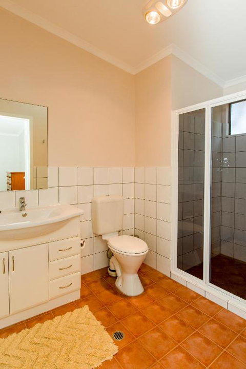 Desert Pea - Accommodation Nelson Bay 1