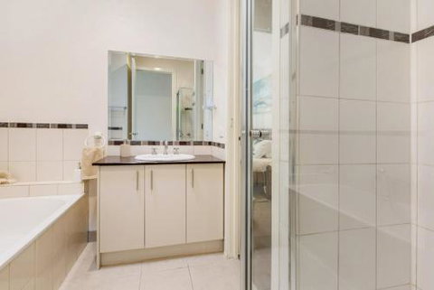 COASTAL HAVEN DROMANA - Nelson Bay Accommodation.com 5