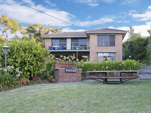 ROANJOKA DROMANA.... - Accommodation Nelson Bay 3