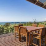 VIEWS At MCCRAE..... - Accommodation Nelson Bay 0