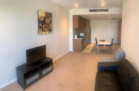 RNR Light Square - Accommodation Nelson Bay 6