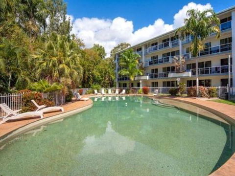 RED COWRIE 321atPALM COVE - Accommodation Nelson Bay 0