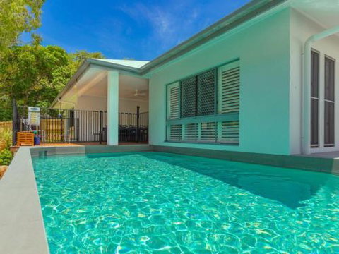 CANOPY HOUSE At PALM COVE - Accommodation Nelson Bay 0