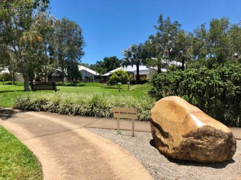 CANOPY HOUSE At PALM COVE - Accommodation Nelson Bay 1