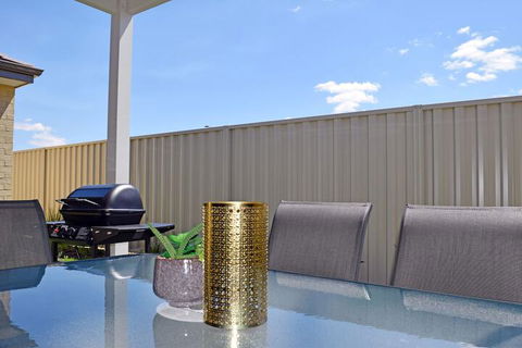 The Kingsley's Place Piara Waters - Accommodation Nelson Bay 1