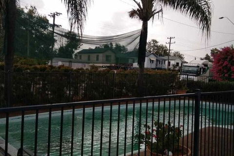 Overlander Motor Lodge - Accommodation Nelson Bay 3