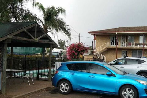Overlander Motor Lodge - Accommodation Nelson Bay 1
