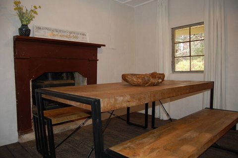 Pines Cottage - Accommodation Nelson Bay 3