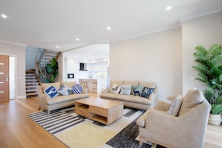 Ashwood VIC Accommodation Nelson Bay