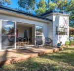 Acacia on Orion  Jervis Bay Rentals - Nelson Bay Accommodation.com