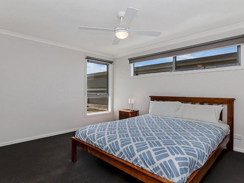 Southern Horizon - Accommodation Nelson Bay 4