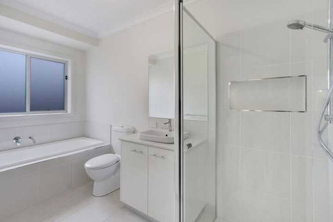 V & V Family Dream Away - Accommodation Nelson Bay 3