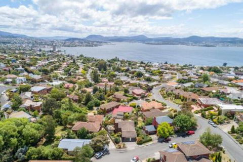 Apollo 23 - Accommodation Nelson Bay 3