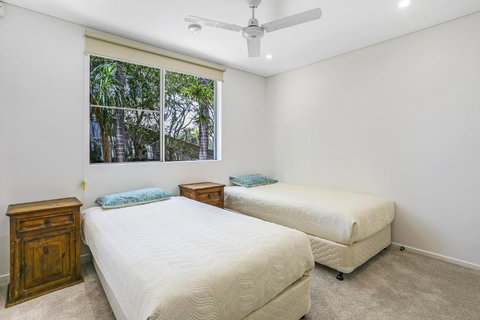 Enjoy The Views Sunshine Beach - Accommodation Nelson Bay 3