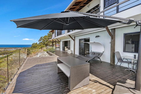 Eagles Loft - Accommodation Nelson Bay 3