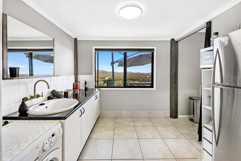 Eagles Loft - Accommodation Nelson Bay 5