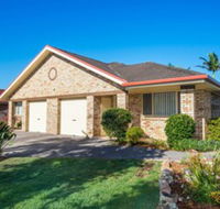 Whitesands Road Unit 2 / 12 - Nelson Bay Accommodation.com