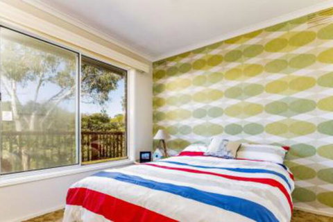 HIP NAUTIC 100 Metres To Beach - Nelson Bay Accommodation.com 7