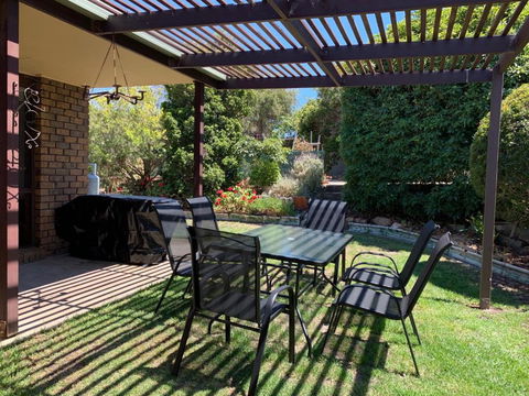 Beachside House - Accommodation Nelson Bay 2