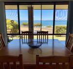 Beachside House - Accommodation Nelson Bay
