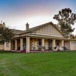 The Jazz B & B - Accommodation Nelson Bay 0