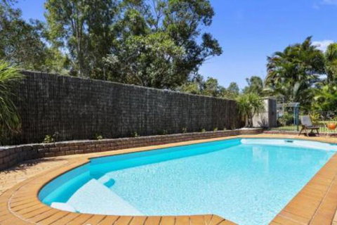 BB233 Banksia Beach Family Home 4 Bedrooms - Nelson Bay Accommodation.com 4