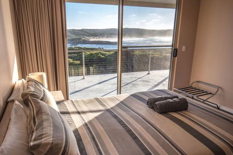 Hanson Bay Wildlife Sanctuary And Cabins - Accommodation Nelson Bay 7