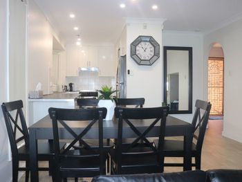 Lil Haven - Accommodation Nelson Bay 2