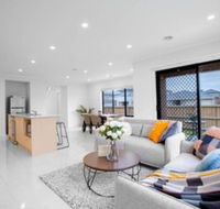 108spacious Point Cook Estate4br2btdoublegarage - Accommodation Nelson Bay