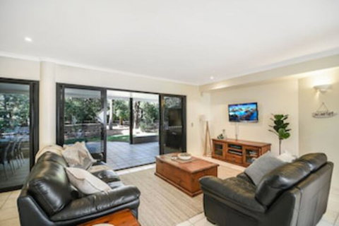 Home Away From Home, 38 Redwood Avenue, Marcus Beach, Noosa Area - Accommodation Nelson Bay 0