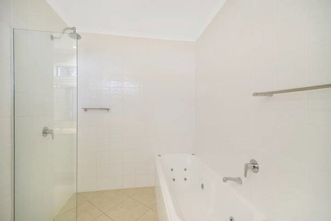 Kari 3 - 3/7 Peregian Esplanade - Accommodation Nelson Bay 7