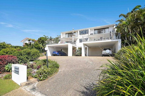 Kari 3 - 3/7 Peregian Esplanade - Accommodation Nelson Bay 1
