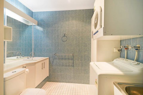 Kari 3 - 3/7 Peregian Esplanade - Accommodation Nelson Bay 4