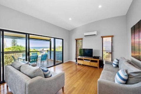 40 Jacana Street, Peregian Beach - Accommodation Nelson Bay 0