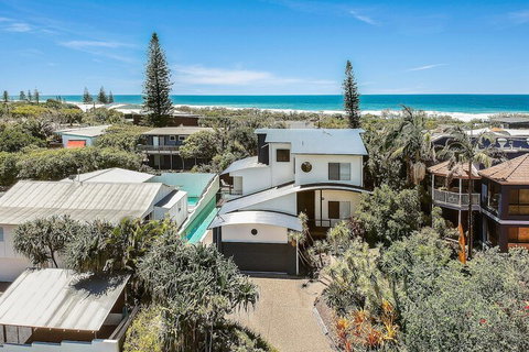 40 Jacana Street, Peregian Beach - Accommodation Nelson Bay 2