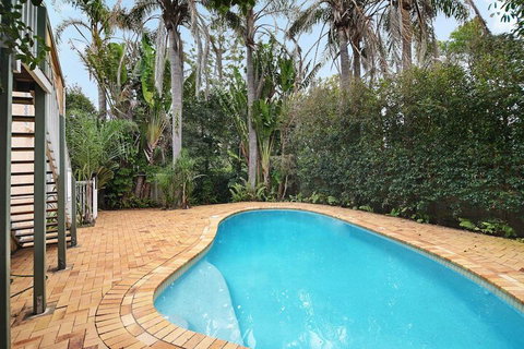 Beach Affair - 10 Callitris Crescent - Accommodation Nelson Bay 1