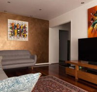 Bright  Spacious 2 Bedroom Apartment in Windsor - Accommodation Nelson Bay