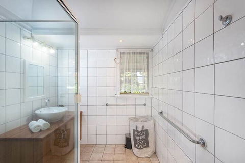 Edenvale Cottage In Beautiful Tropical - Accommodation Nelson Bay 2