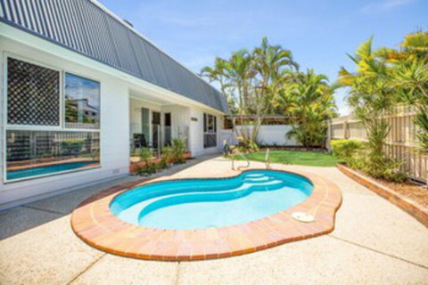 Allamanda Sands - 23 Oriole Avenue - Accommodation Nelson Bay 0