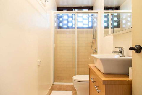 Charming 1 Bedroom Apartment In Vibrant South Yarra - Accommodation Nelson Bay 3
