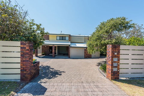 A Beach Break - 1/90 Lorikeet Drive - Accommodation Nelson Bay 1