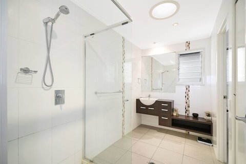 Nobs -1/44 Peregian Esplanade - Accommodation Nelson Bay 3