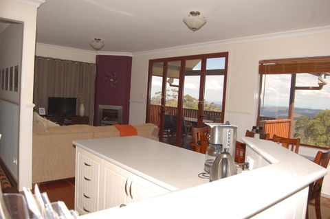 Ravensbourne Escape Quingilli - Accommodation Nelson Bay 5