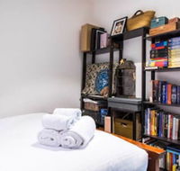 Eclectic 1 Bedroom South Yarra Hideaway - Accommodation Nelson Bay