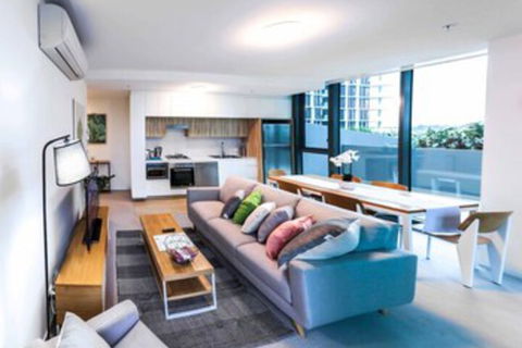 Incredible Riverside Apartment In Brisbane - Accommodation Nelson Bay 0