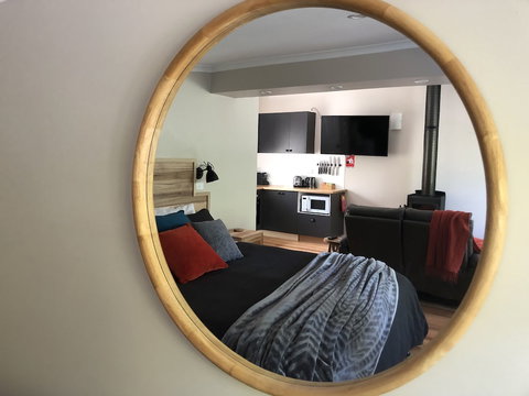 Mole Creek Hideaway - Accommodation Nelson Bay 4