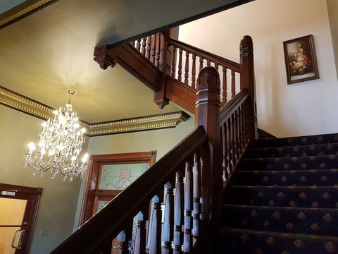 Madden's Commercial Hotel - Accommodation Nelson Bay 6